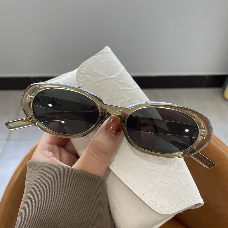 Retro White Oval Sunglasses | High-End Ins UV400 Anti-Glare Summer Eyewear for Women O1CN019inwYj1EMqrI5lUeZ 1011310338 0 Cib